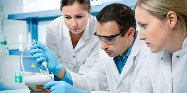 Pros and cons of studying medicine