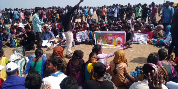 Pros and cons of Protesting