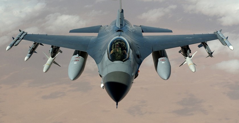 Pros and Cons of F-16