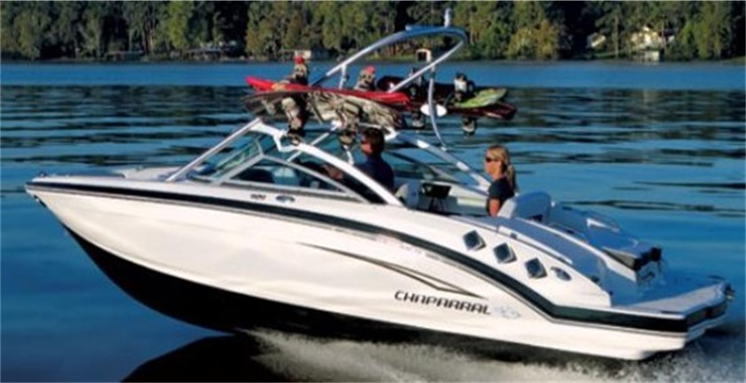 Pros and Cons of Inboard/Outboard Boat