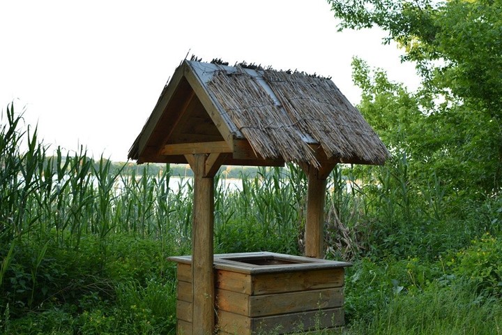 Pros and cons of well water