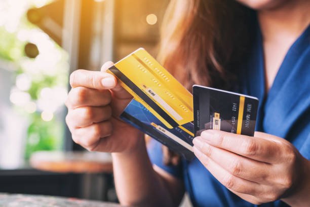 Pros and cons of transferring credit card balances